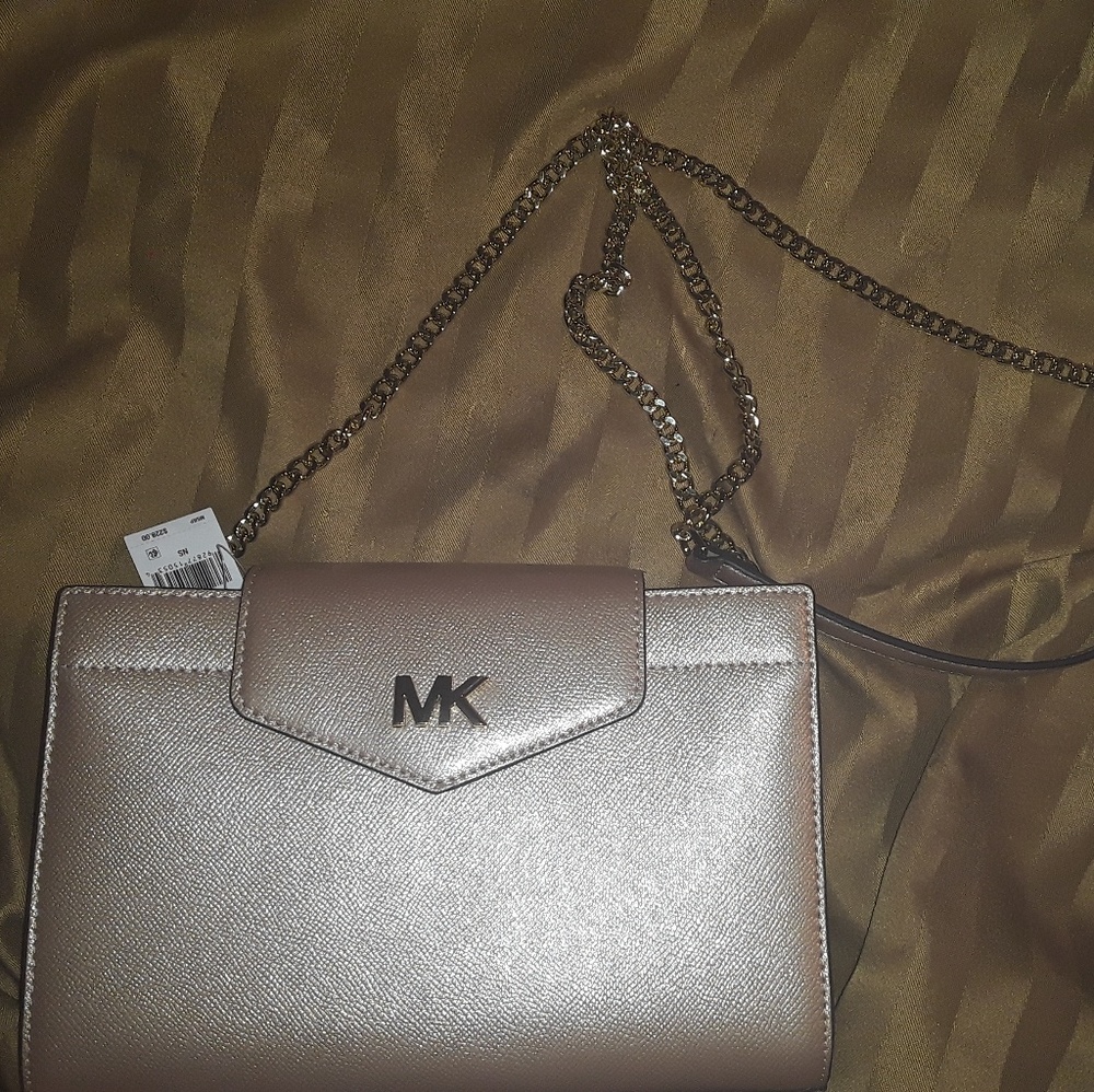 Micheal Kors purse